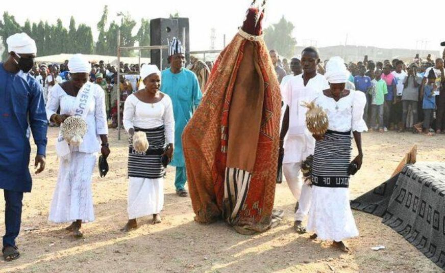 NIGERIA: A TASTE OF THE ESSENTIAL PARTS